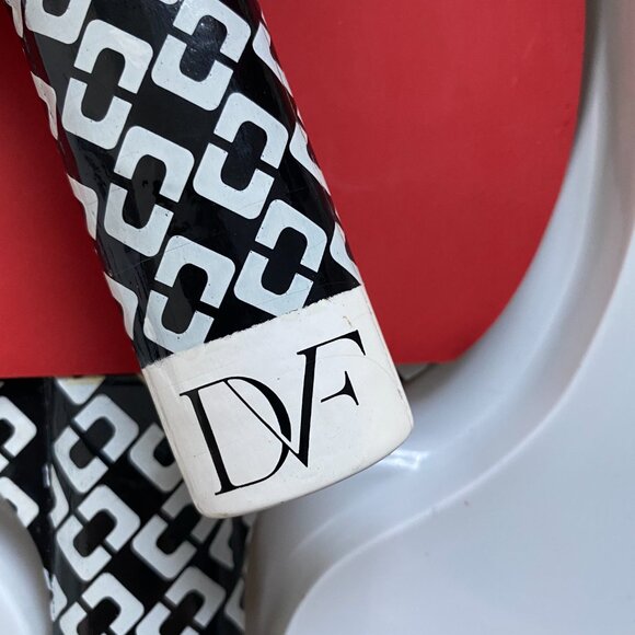DVF Diane Von Furstenberg Ping Pong Set With Case And Balls - Picture 4 of 5